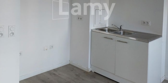 Image 4 sur 7 - Appartement  ·  Location · Villiers Sur Marne (94350) · 2 pièces · 44m²