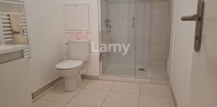 Image 7 sur 8 - Appartement  ·  Location · Lille (59160) · 2 pièces · 46m²