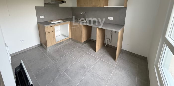 Image 18 sur 27 - Maison/villa  ·  Location · La Chapelle En Serval (60520) · 5 pièces · 96m²