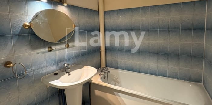 Image 6 sur 10 - Appartement  ·  Location · Gouvieux (60270) · 2 pièces · 53m²