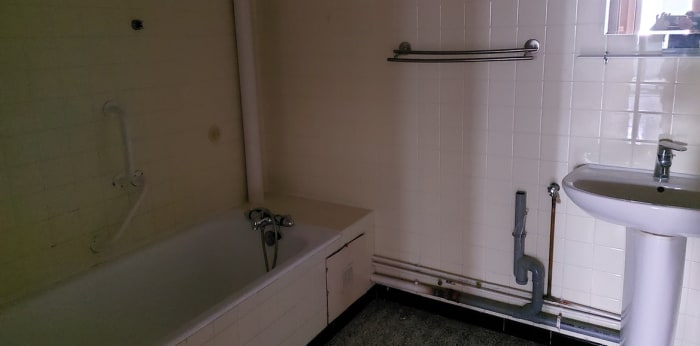 Image 8 sur 8 - Appartement  ·  Location · Lons Le Saunier (39000) · 3 pièces · 80m²
