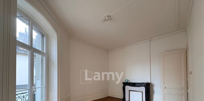 Image 4 sur 15 - Appartement  ·  Location · Besancon (25000) · 4 pièces · 113m²