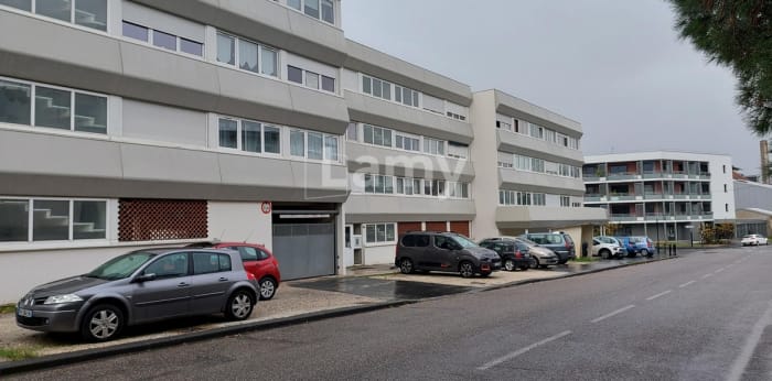 Image 1 sur 5 - Appartement  ·  Location · Bordeaux (33000) · 1 pièce · 18m²