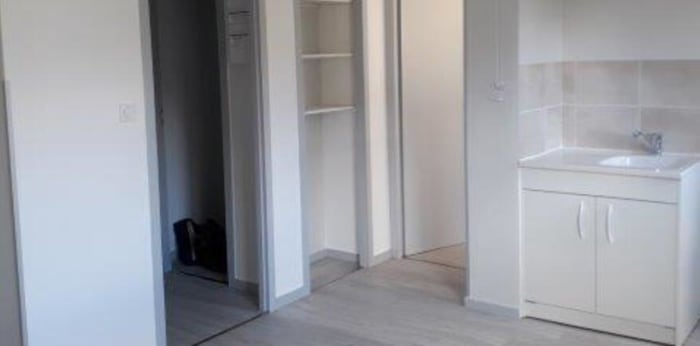 Image 6 sur 9 - Appartement  ·  Location · Dole (39100) · 2 pièces · 32m²