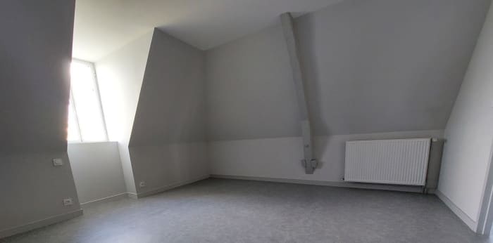 Image 3 sur 5 - Appartement  ·  Location · Brive La Gaillarde (19100) · 2 pièces · 69m²