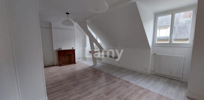 Image 13 sur 14 - Appartement  ·  Location · Compiegne (60200) · 4 pièces · 76m²