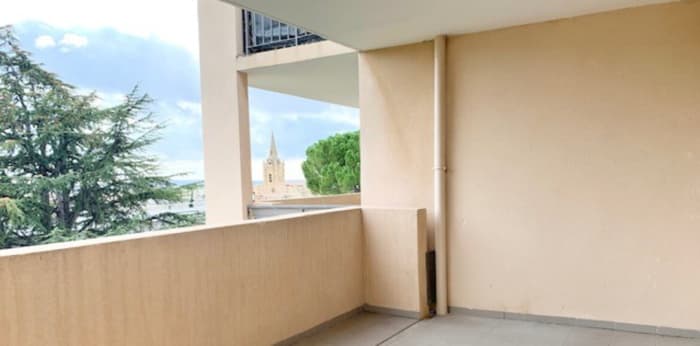 Image 1 sur 6 - Appartement  ·  Location · Salon De Provence (13300) · 3 pièces · 69m²