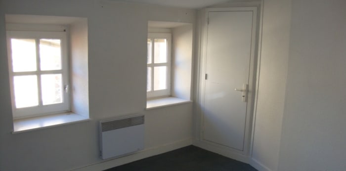 Image 5 sur 6 - Appartement  ·  Location · Issoire (63500) · 2 pièces · 38m²