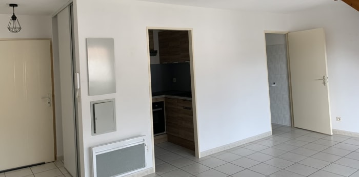 Image 1 sur 7 - Appartement  ·  Location · Digne Les Bains (04000) · 2 pièces · 44m²
