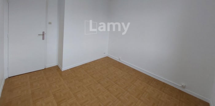 Image 5 sur 11 - Appartement  ·  Location · Le Pont De Claix (38800) · 4 pièces · 71m²