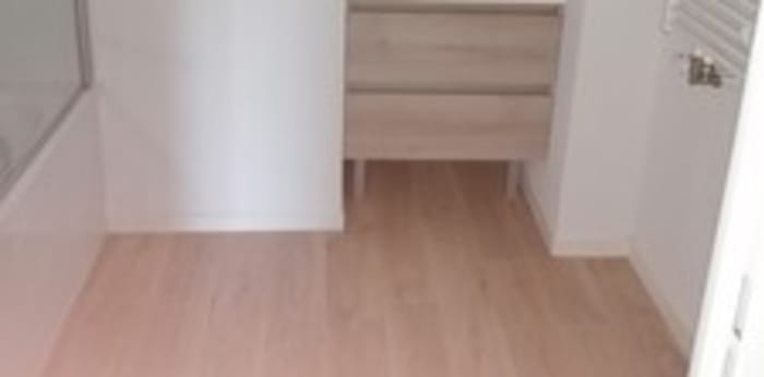 Image 10 sur 13 - Appartement  ·  Location · Pau (64000) · 4 pièces · 77m²