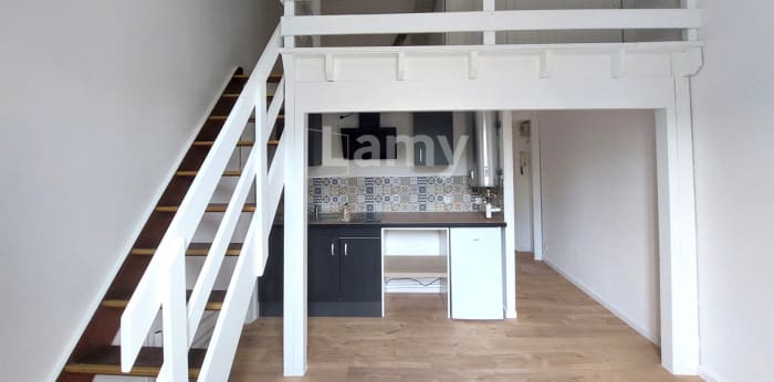 Image 1 sur 11 - Appartement  ·  Location · Limoges (87000) · 2 pièces · 25m²