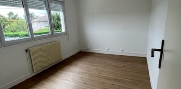 Image 4 sur 14 - Maison/villa  ·  Location · Carbon Blanc (33560) · 5 pièces · 113m²