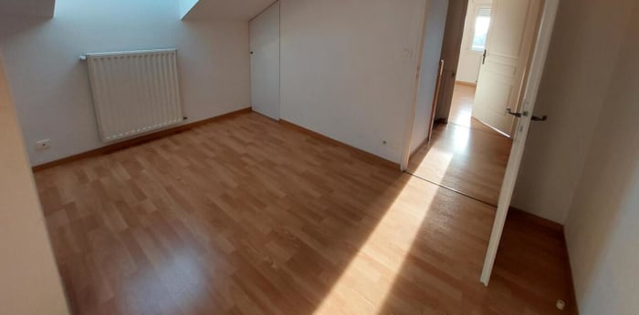 Image 7 sur 12 - Appartement  ·  Location · St Nazaire Les Eymes (38330) · 4 pièces · 96m²