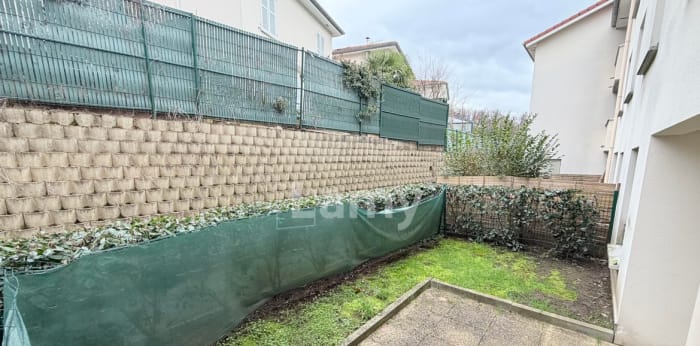 Image 3 sur 11 - Appartement  ·  Location · St Etienne (42000) · 2 pièces · 44m²