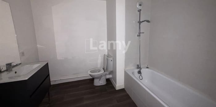 Image 8 sur 10 - Appartement  ·  Location · Notre Dame De Bondeville (76960) · 2 pièces · 45m²