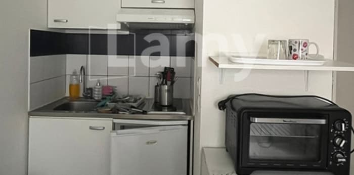 Image 4 sur 6 - Appartement  ·  Location · Bordeaux (33000) · 2 pièces · 25m²