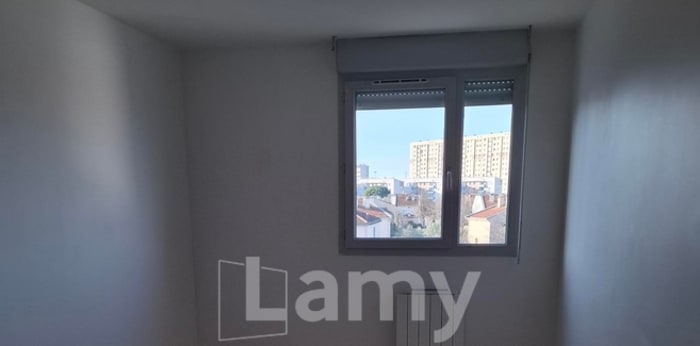 Image 9 sur 9 - Appartement  ·  Location · Toulouse (31100) · 4 pièces · 85m²