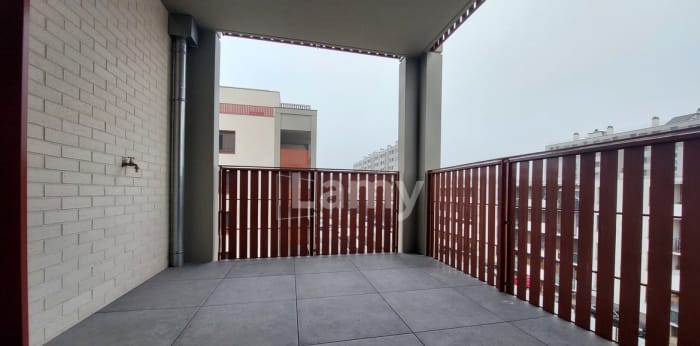 Image 4 sur 5 - Appartement  ·  Location · St Fons (69190) · 3 pièces · 72m²