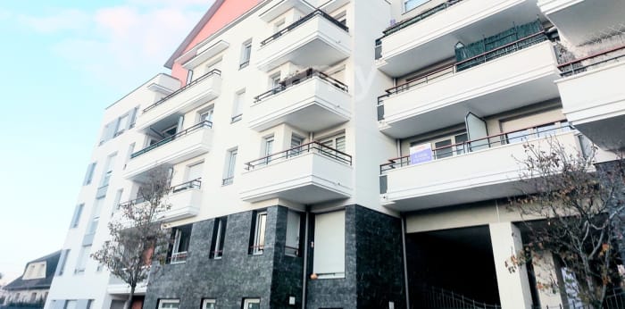 Image 1 sur 10 - Appartement  ·  Location · Trappes (78190) · 4 pièces · 77m²