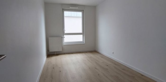 Image 10 sur 13 - Appartement  ·  Location · Mulhouse (68200) · 5 pièces · 106m²