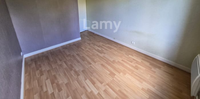 Image 9 sur 13 - Appartement  ·  Location · St Georges Sur Baulche (89000) · 3 pièces · 84m²