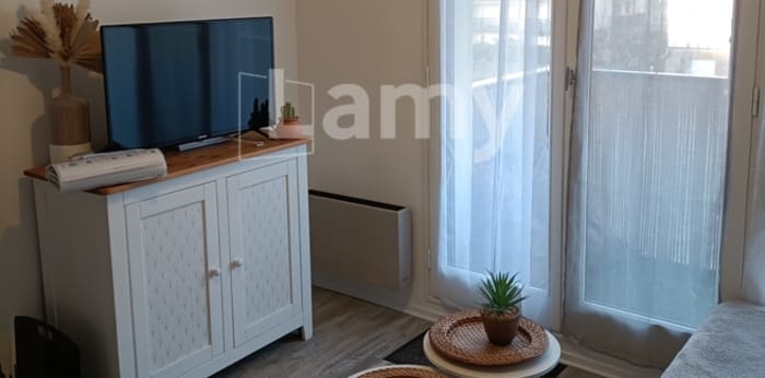 Image 3 sur 8 - Appartement  ·  Location · Villers Sur Mer (14640) · 2 pièces · 24m²