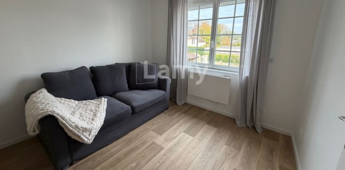 Image 2 sur 6 - Appartement  ·  Location · Lamorlaye (60260) · 2 pièces · 30m²