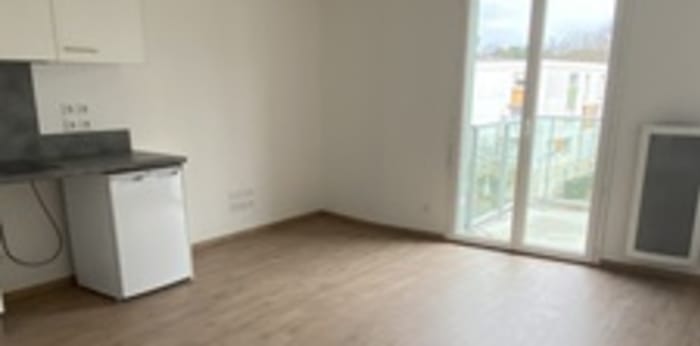 Image 3 sur 6 - Appartement  ·  Location · Villenave D Ornon (33140) · 2 pièces · 46m²