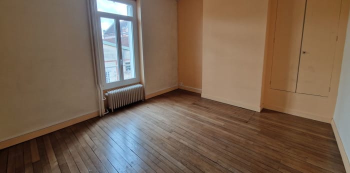 Image 4 sur 13 - Appartement  ·  Location · Auxerre (89000) · 3 pièces · 79m²
