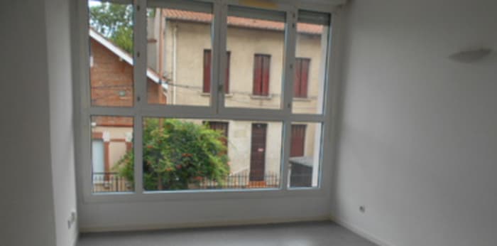 Image 1 sur 3 - Appartement  ·  Location · Toulouse (31400) · 1 pièce · 19m²
