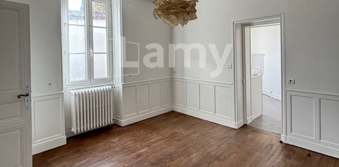 Image 1 sur 7 - Maison/villa  ·  Location · Soyaux (16800) · 4 pièces · 86m²