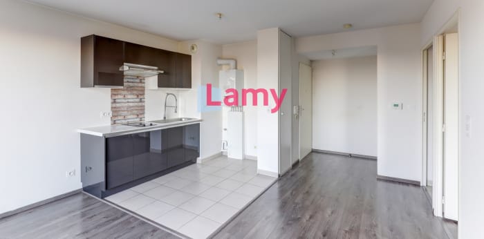Image 2 sur 7 - Appartement  ·  Location · Clermont Ferrand (63100) · 2 pièces · 41m²