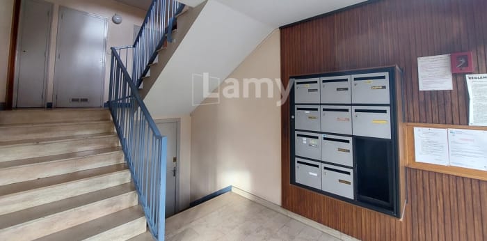 Image 8 sur 9 - Appartement  ·  Location · St Martin D Heres (38400) · 2 pièces · 51m²