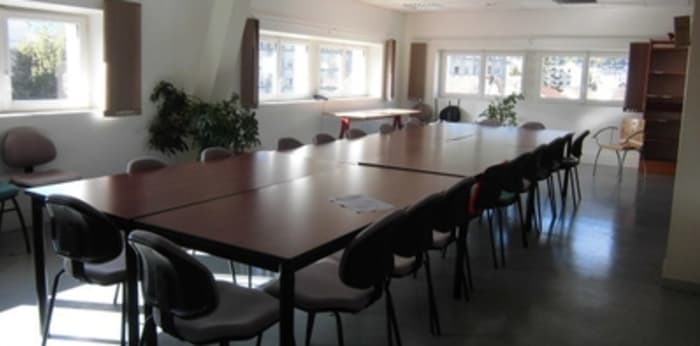 Image 2 sur 7 - Bureaux  ·  Location · Fontaine (38600) · 300m²