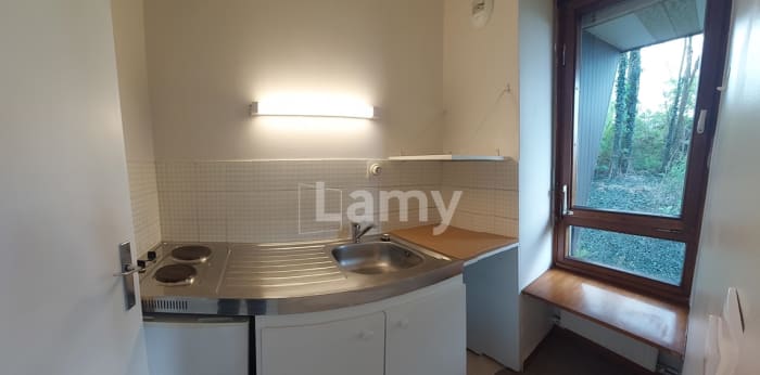 Image 4 sur 8 - Appartement  ·  Location · Vandoeuvre Les Nancy (54500) · 1 pièce · 28m²