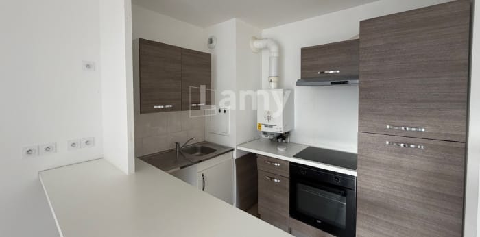 Image 3 sur 17 - Appartement  ·  Location · L Isle Adam (95290) · 2 pièces · 42m²