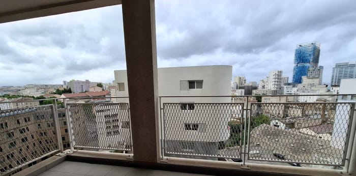 Image 1 sur 9 - Appartement  ·  Location · Marseille 03 (13003) · 2 pièces · 42m²