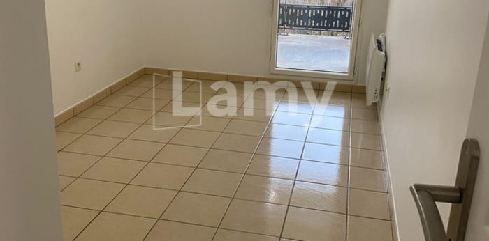 Image 3 sur 5 - Appartement  ·  Location · Vitry Sur Seine (94400) · 4 pièces · 78m²