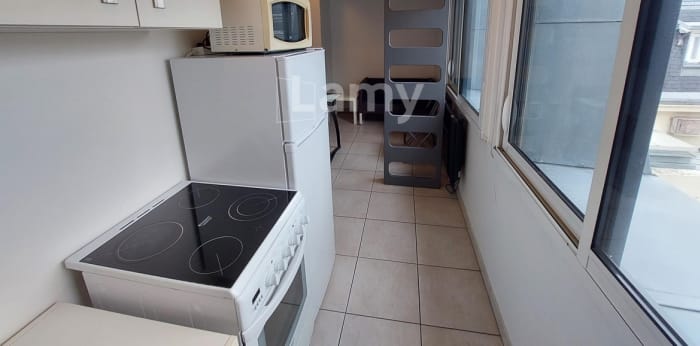 Image 7 sur 9 - Appartement  ·  Location · Grenoble (38000) · 1 pièce · 24m²
