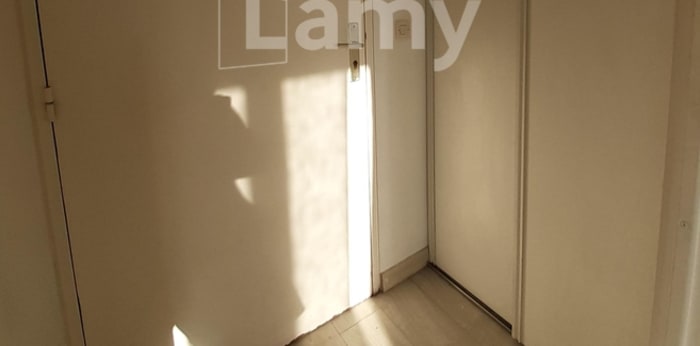 Image 4 sur 13 - Appartement  ·  Location · Evry Courcouronnes (91080) · 24m²