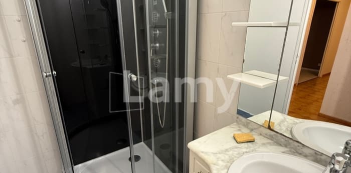 Image 16 sur 17 - Appartement  ·  Location · Salon De Provence (13300) · 3 pièces · 68m²