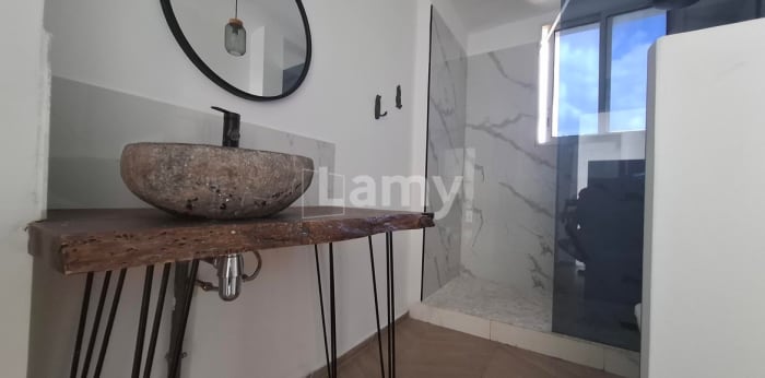 Image 2 sur 10 - Appartement  ·  Location · Marseille (13010) · 3 pièces · 51m²