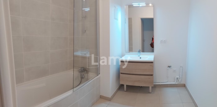 Image 6 sur 9 - Appartement  ·  Location · Nancy (54000) · 3 pièces · 63m²