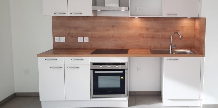 Image 8 sur 9 - Appartement  ·  Location · Sathonay Camp (69580) · 3 pièces · 64m²