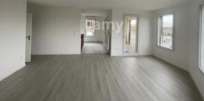 Image 3 sur 8 - Appartement  ·  Location · Lille (59160) · 3 pièces · 67m²
