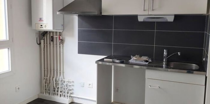 Image 1 sur 4 - Appartement  ·  Location · Joue Les Tours (37300) · 2 pièces · 43m²