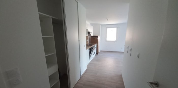 Image 5 sur 7 - Appartement  ·  Location · Clermont Ferrand (63000) · 3 pièces · 63m²