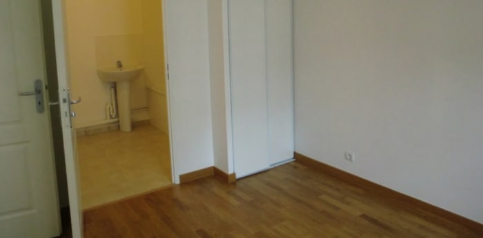 Image 5 sur 6 - Appartement  ·  Location · Villeneuve Le Roi (94290) · 2 pièces · 42m²