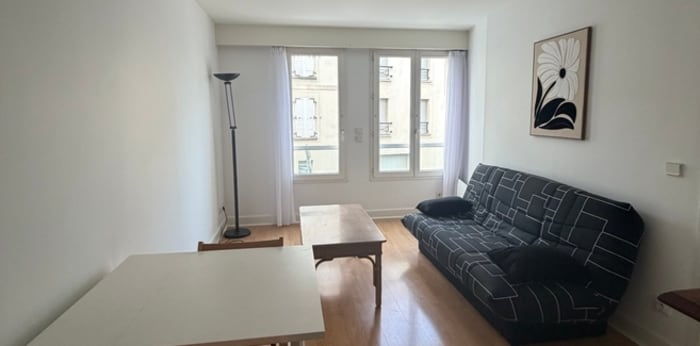 Image 2 sur 5 - Appartement  ·  Location · La Rochelle (17000) · 2 pièces · 39m²